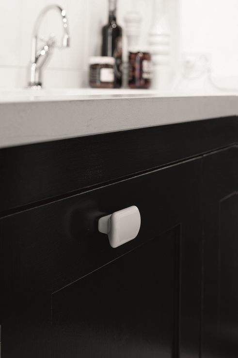 Furnipart - Vanilla Knob - greb i porcelæn